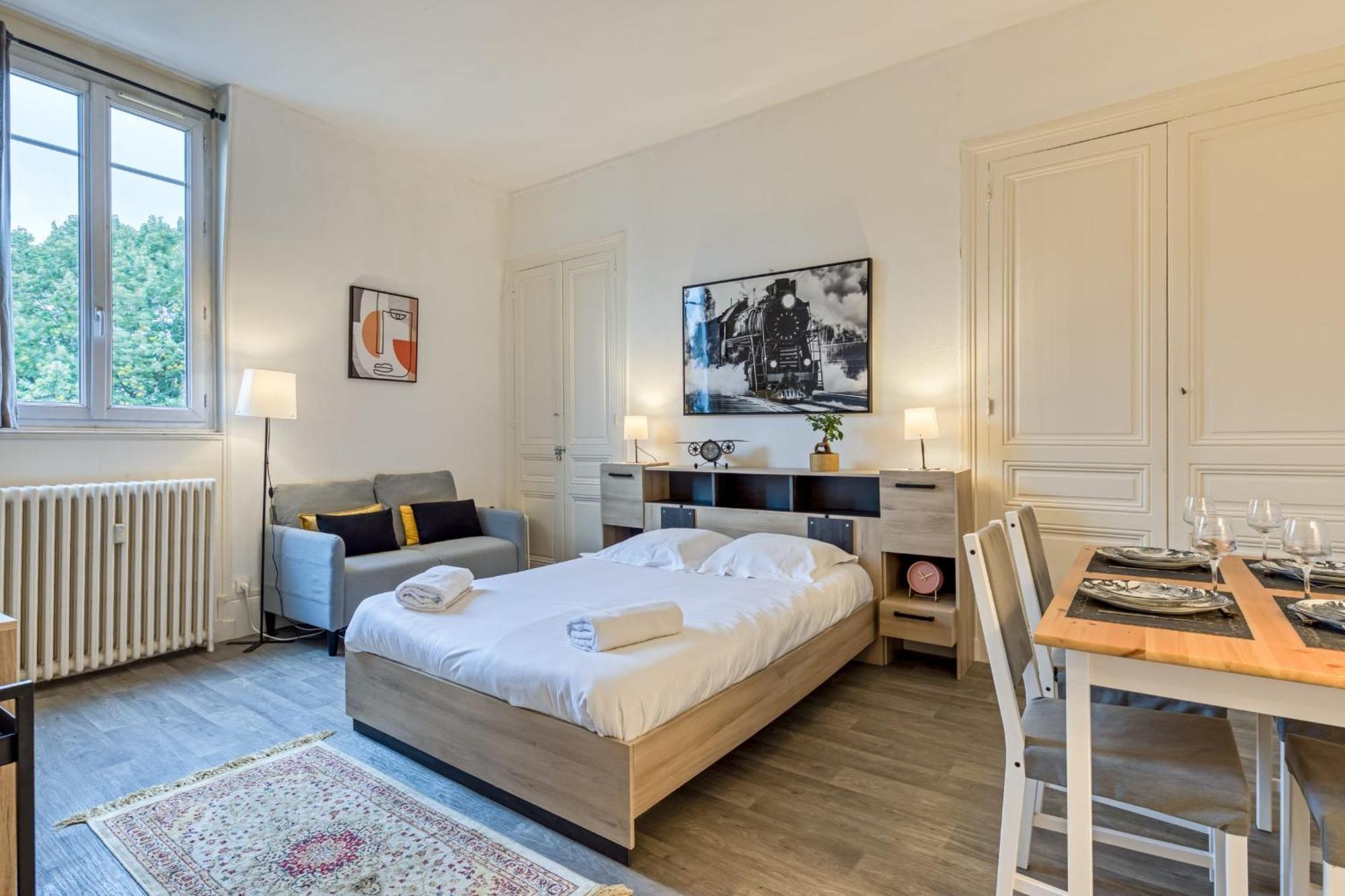 Gary Joli F2 Au Pied De La Gare De Rouen Apartamento Exterior foto